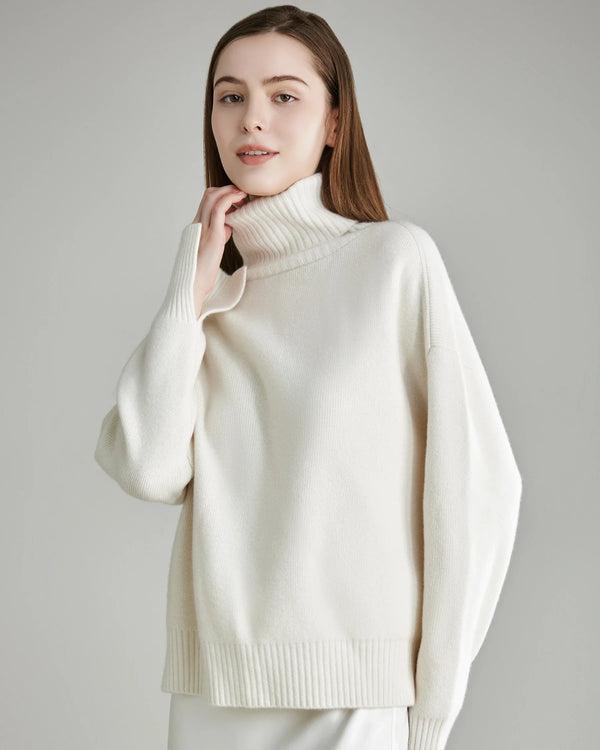 Oversized Turtle Neck Cashmere Sweater, White